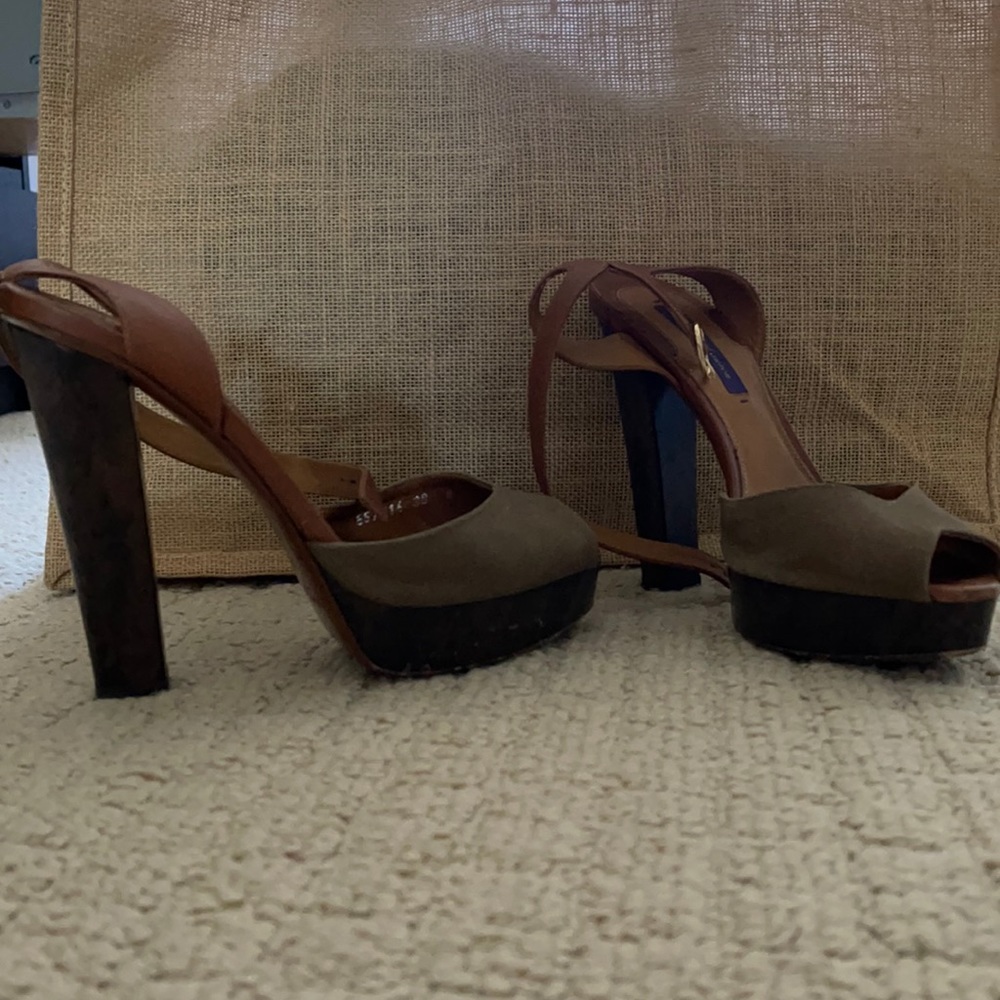 Ralph Lauren heels 👠